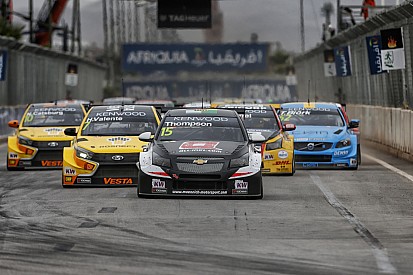 WTCC podría usar un piloto asesor con los comisarios
