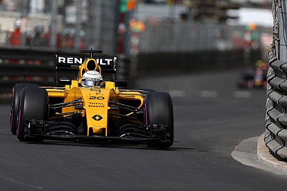 Magnussen asegura que Renault “empeoró” su auto en Mónaco