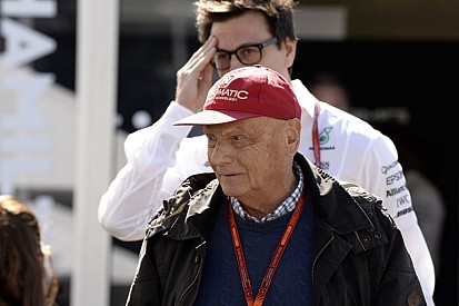 Niki Laudának is megvan a véleménye Kvyatról: "Vettel helyében kinyírnám!"