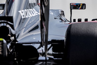 A Honda még nem tudja, mikor veti be a zsetonjait - a McLaren ennek ellenére reménykedik!