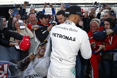 Hamilton: „A Ferrari közel van, de Rosberg vezeti a bajnokságot