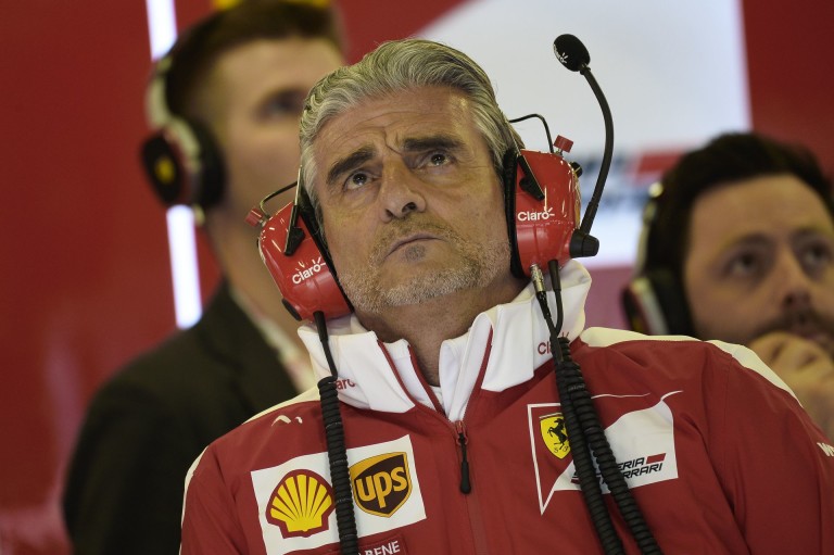 A Ferrari csapatfőnöke nem érti, mi történt Vettellel és Raikkönennel