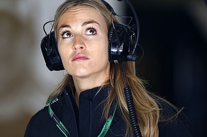 Carmen Jorda egyelőre lassú, de a Renault-nál tervezi a sportolói pályafutását!
