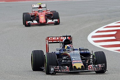 Verstappen és a Ferrari megkezdte az egyeztetéseket az átigazolásról?!