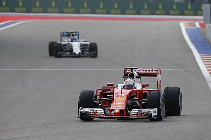 Hamilton: „Keményen kell dolgoznunk, ha a Ferrari előtt akarunk maradni”