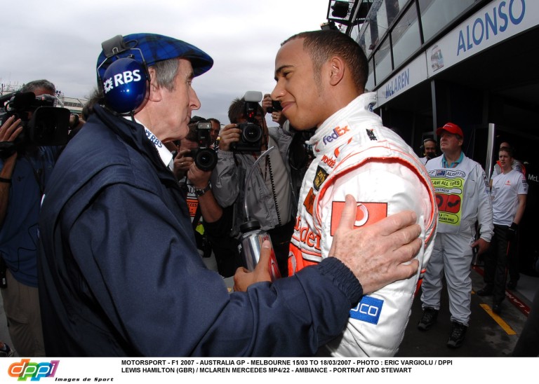 Lewis Hamilton négy vagy öt bajnoki címet érdemelne a Forma-1-ben, de 3 év múlva visszavonulhat?!