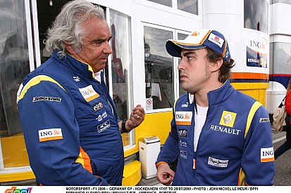 Briatore már biztosan nem lesz a Renault vezére