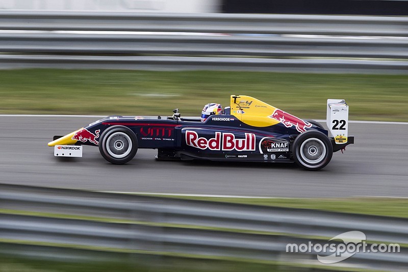 Opmeer en Verschoor doen ook gooi naar Spaanse Formule 4-titel