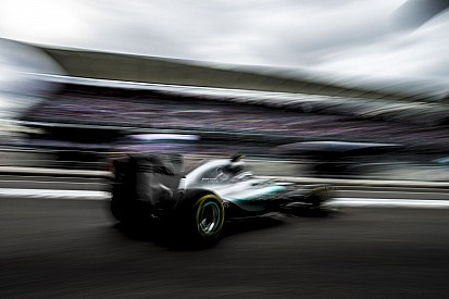 Rosberg tudja, hogy Hamilton harapni fog a rajtnál
