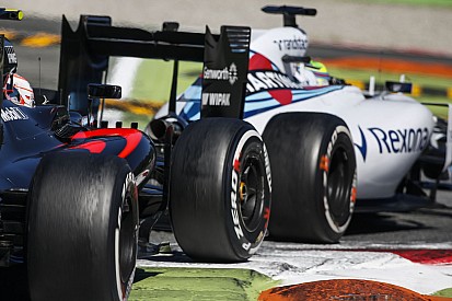 Bekeményít a Pirelli: rendkívül magas guminyomást lőttek be Szuzukára