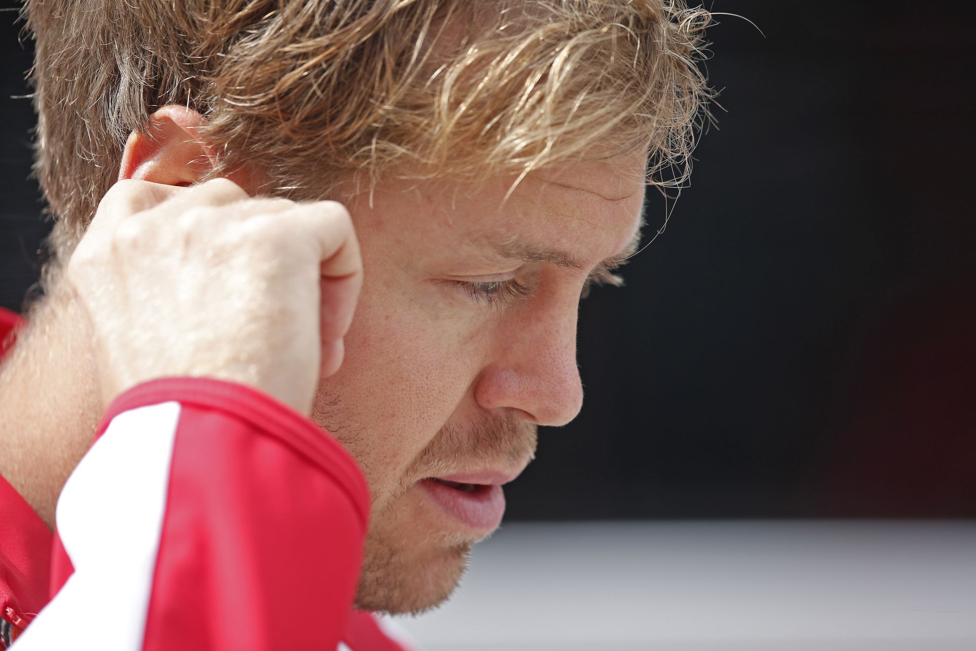 Vettel sajnálja, hogy nincsenek