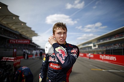 Kvyat: Számomra Hamilton, Alonso, Raikkönen, Button és Vettel sem szuperhős