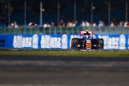 Verstappen nem érti, mi történt az autóval, Sainz átlátja a helyzetet