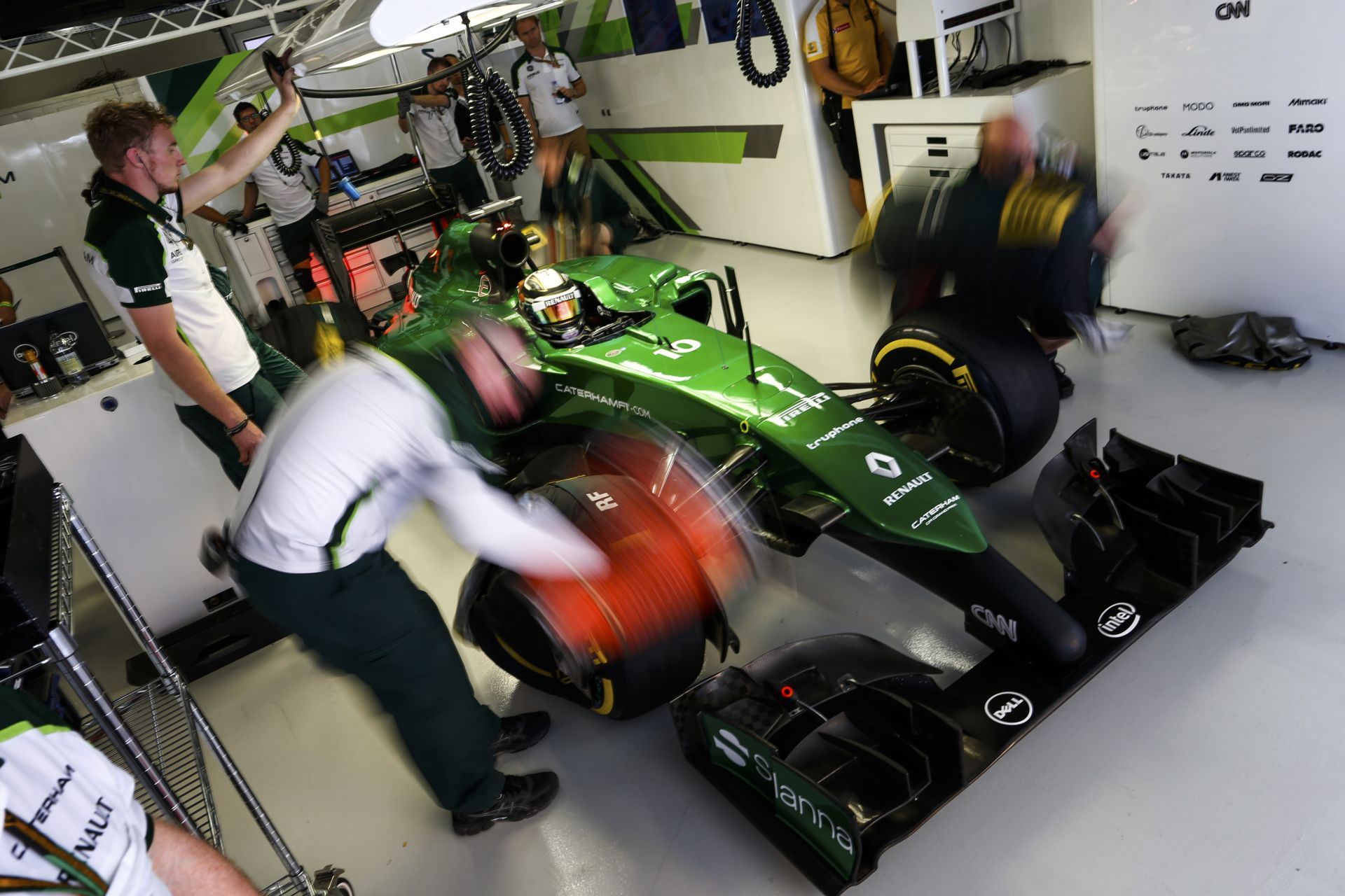 Röviden: A Caterham visszatérése miatt változik az időmérő