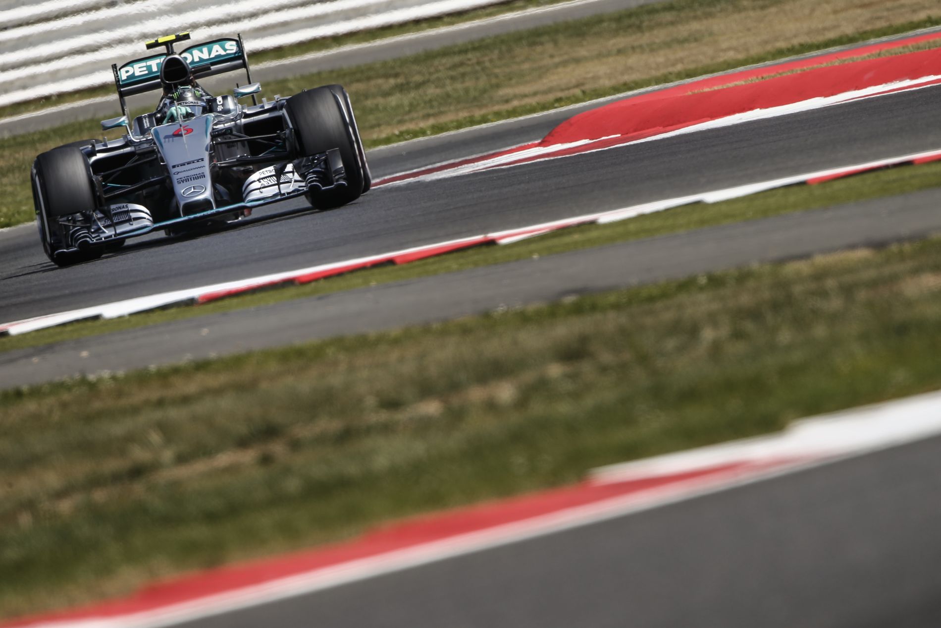 A Mercedes W06 egyszerűen Über alles: minden téren a legjobb