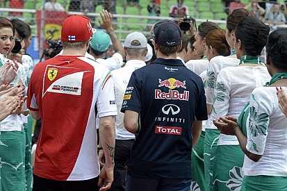 Komolyan kell venni Vettelt és a Ferrarit, véli a Mercedes sportvezetője