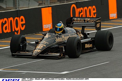 Legendás F1-es versenygépek versenye Zandvoortban: Felejthetetlen élmény!