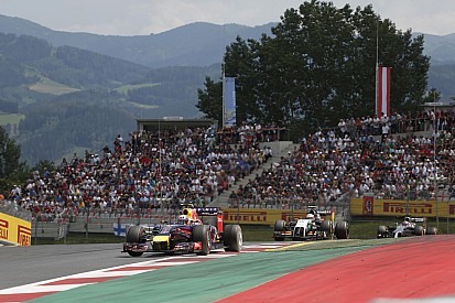 Ricciardo nagyon adja a tiroli nadrágot... ja meg amúgy az Osztrák Nagydíjat is!
