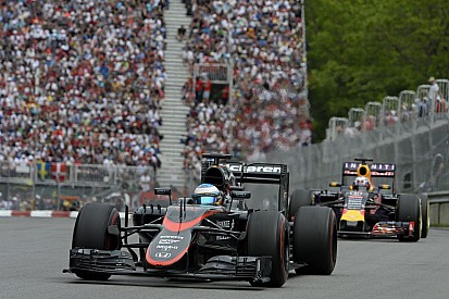 Alonso reméli, hogy a McLaren-Honda még idén a 2014-es Red Bull útját követi