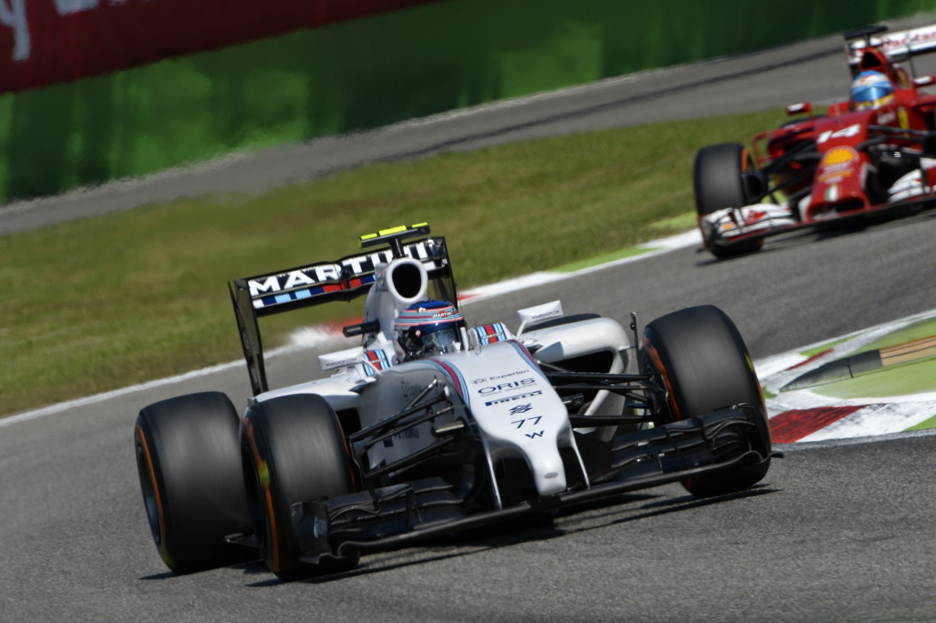 Így vezet a Williams finn csillaga, Valtteri Bottas Monzában