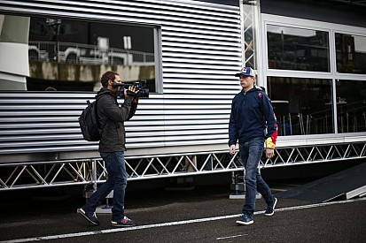 Verstappen megfelelt az orvosi vizsgálaton, már "csak" a szuperlicenc kell a pénteki debütáláshoz