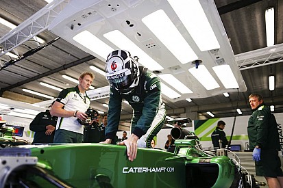 Kobayashi biztos nem boldog: Lotterer is végignézte, ahogy elveszik az ülését