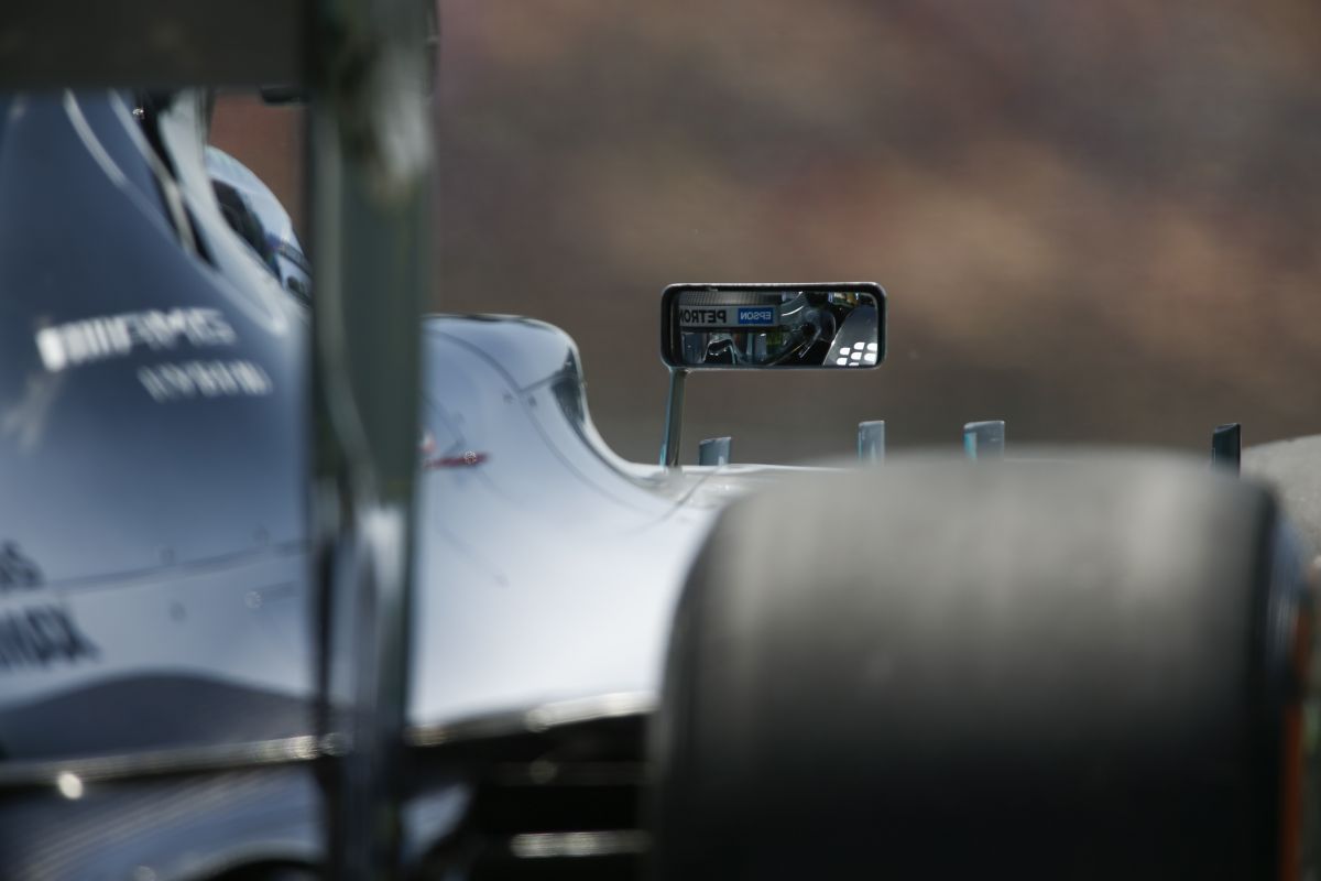 Rosberg nézte a visszapillantót, de senki sem volt benne: Hamilton nem volt ilyen boldog