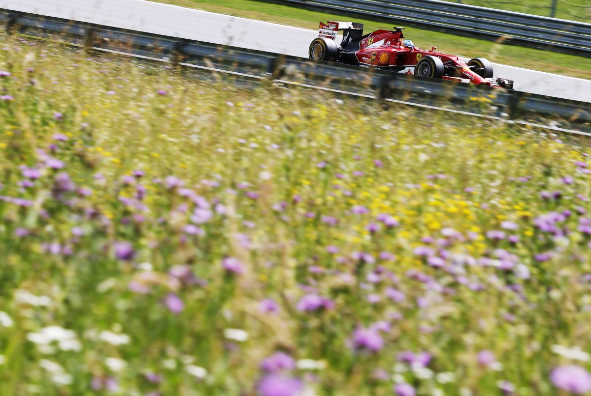 Röviden: a Ferrari nem kommentálja a Marmorini-pletykákat
