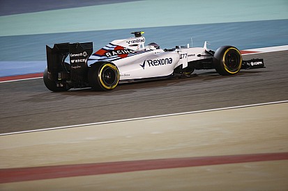 A Williams legalább az egyik Ferrarit legyőzné Bahreinben és felállna a dobogóra