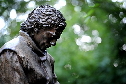 Levél a ma 20 éve elhunyt Ayrton Sennához: Túl korán és túl későn