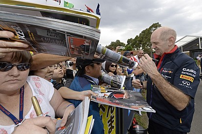 Röviden: Newey a Red Bullnál marad, a közeljövőben biztosan