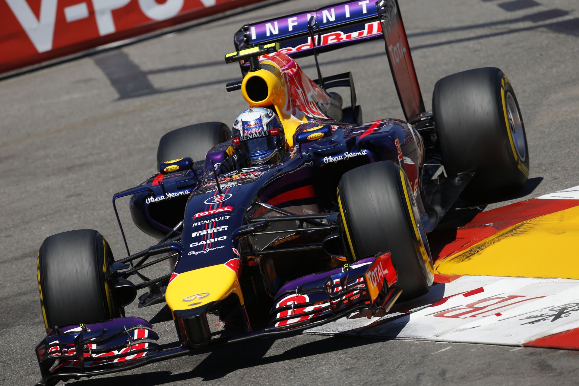 Red Bull: Most tartunk ott, ahol januárban kellett volna