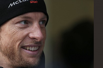 Button: nem nyerjük meg az első futamot és dobogóra sem állunk Melbourne-ben