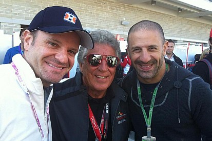 Barrichello elismerte, tárgyalt a visszatérésről, de marad a Stock Carban