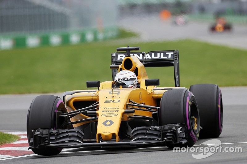 Незважаючи на аварії, Renault вистачить шасі