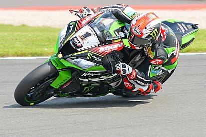 Kawasaki: Sykes già veloce, ma il passo gara di Rea impressiona