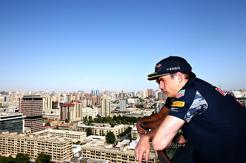 Topshots - Max Verstappen in Baku