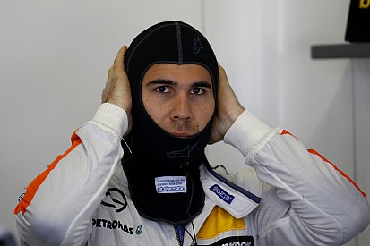 Канадець Роберт Вікенс очолює загальний залік DTM