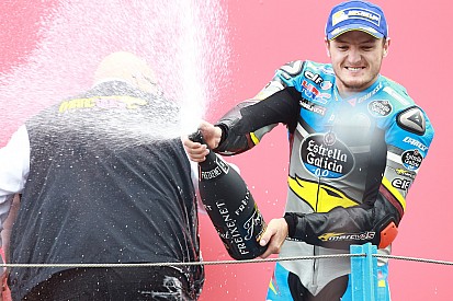 Sensationele zege Miller in TT vol drama