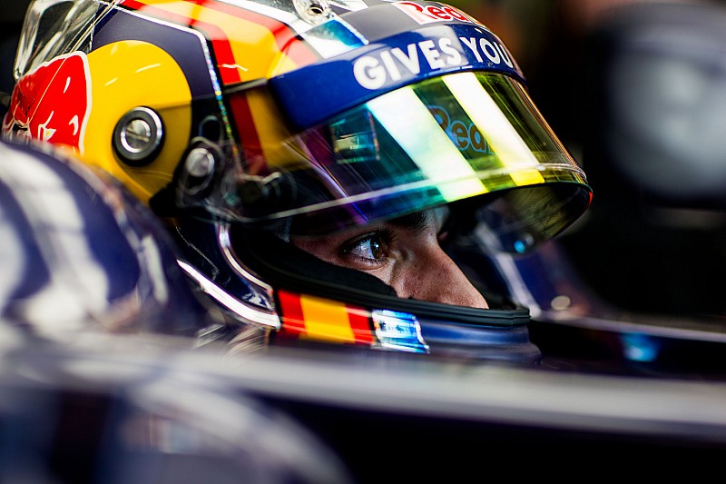 Red Bull esercita l'opzione su Sainz: resta alla Toro Rosso nel 2017