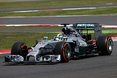 Mercedes привезет на тесты в Сильверстоун машину 2014 года