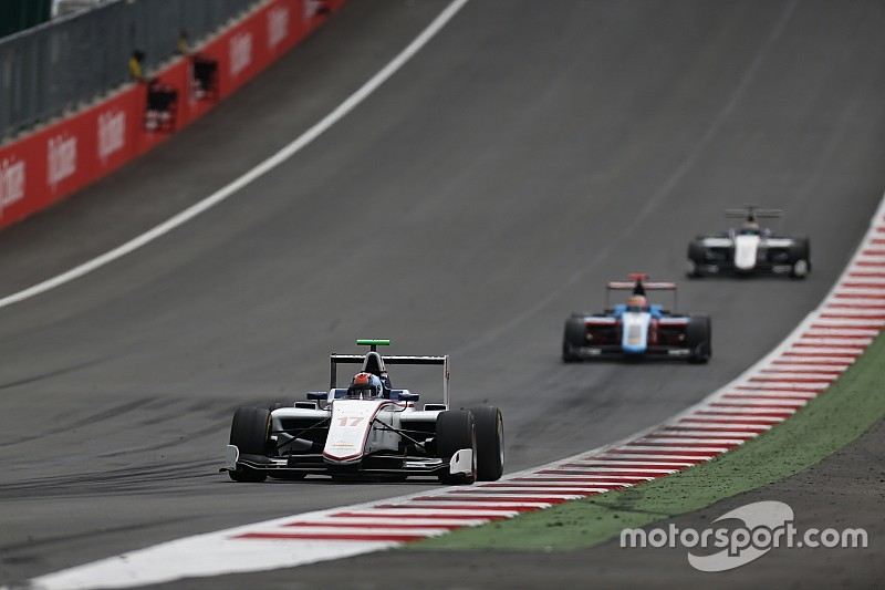 La pioggia e la safety car incoronano Boschung in Gara 2