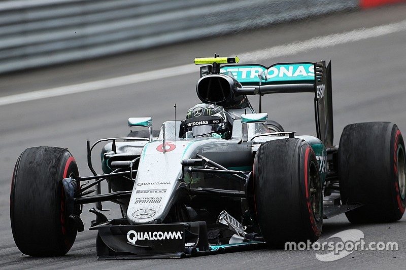 Rosberg, bajo investigación por el accidente con Hamilton