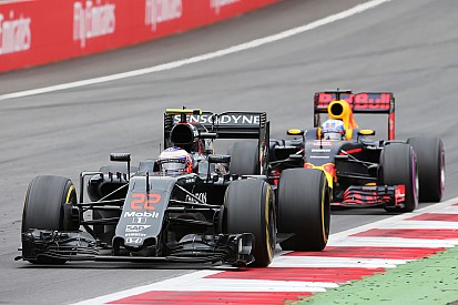 Button advierte: McLaren no mejorará de la noche a la mañana
