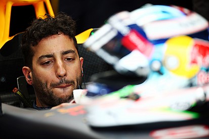 Ricciardo: "Si nos comparamos con Hamilton parece que vamos bien"