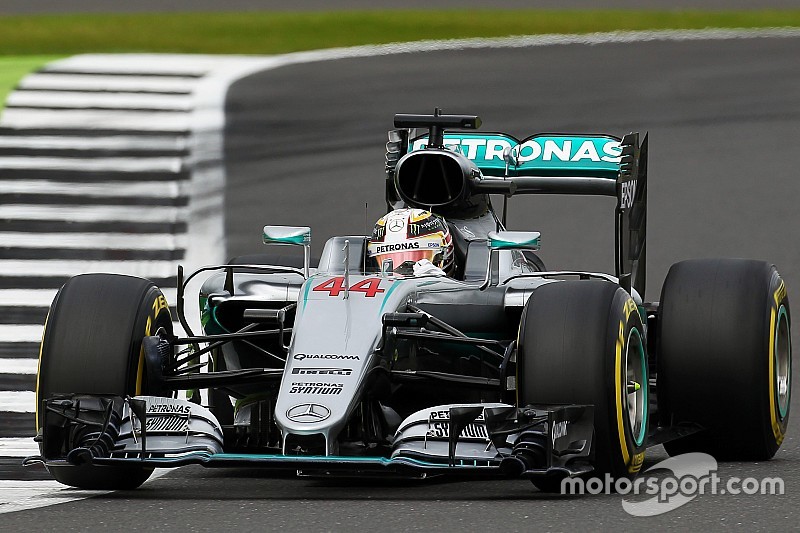 Hamilton e la regola del quattro a Silverstone. Rosberg da penalizzare?