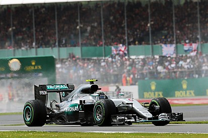 В Mercedes надеются, что Росбергу не потребуется замена коробки