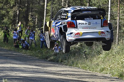 Finlandia, PS9: Tanak vince la speciale, Latvala accorcia le distanze