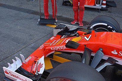Технический брифинг: проверка на гибкость переднего крыла Ferrari SF16-H