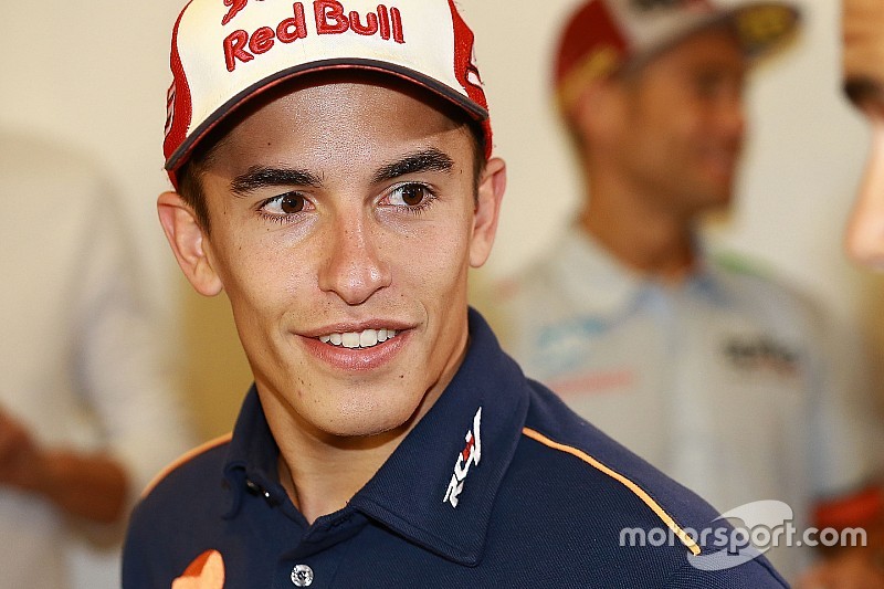 Marquez over spectaculaire redding: